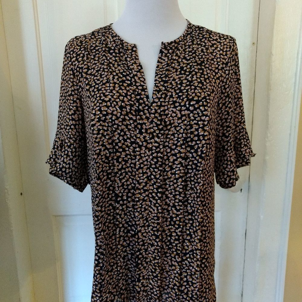 Ann Taylor Pintuck Ruffle Sleeve Print Blouse XS